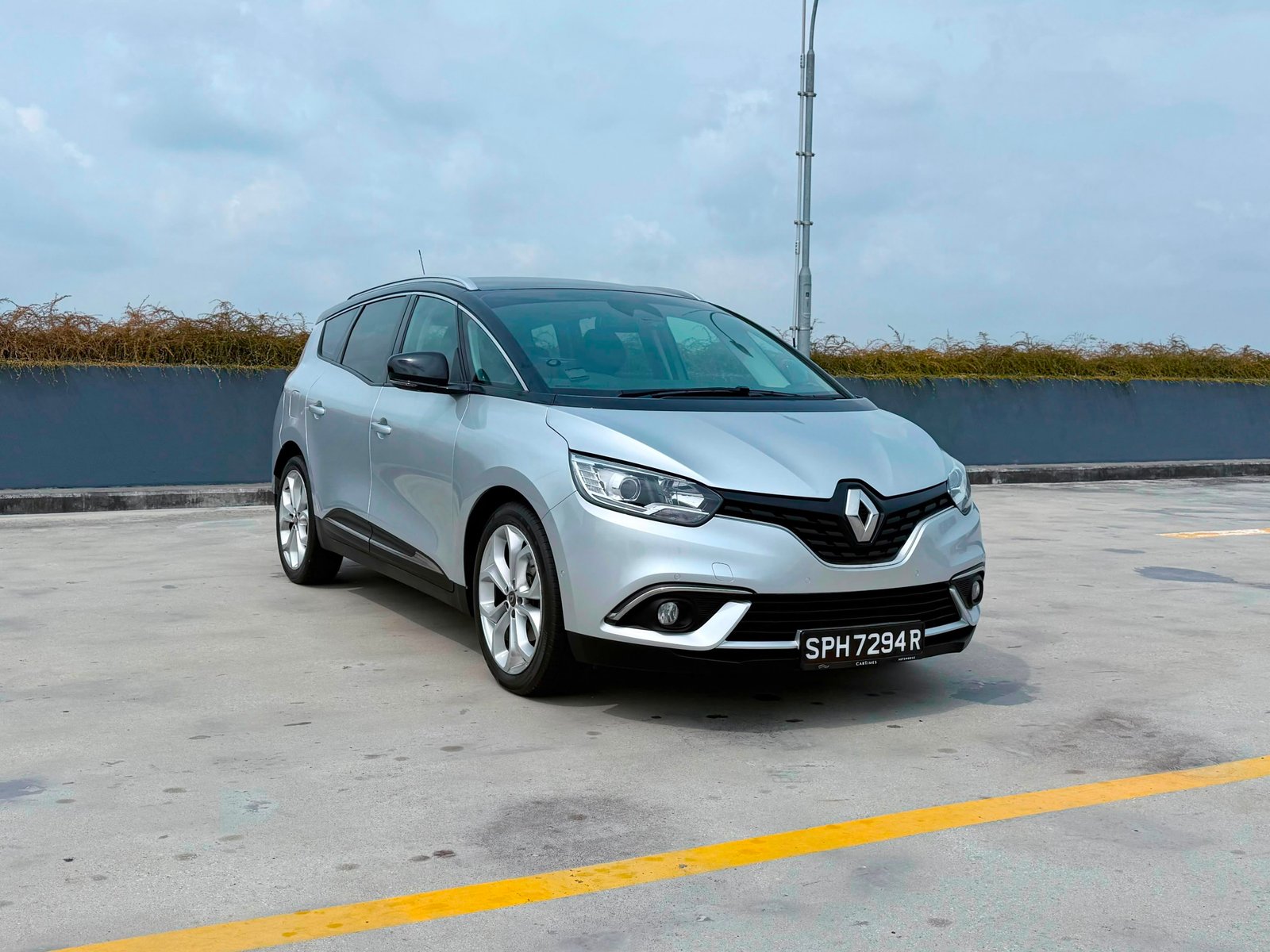 Used Renault Grand Scenic 1.5 dCi for sale in Singapore